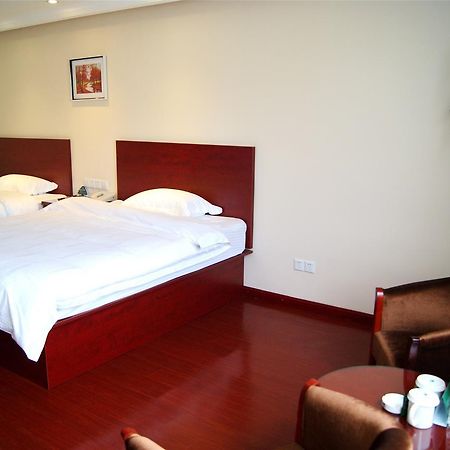 Greentree Inn Shandong Jinan Daming Lake Business Hotel Buitenkant foto
